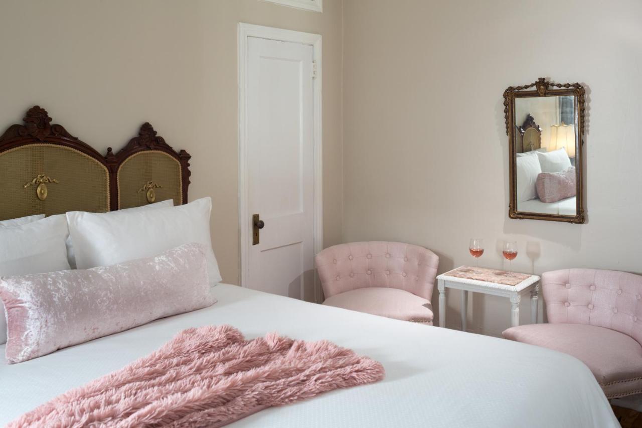 Akwaaba Philadelphia Bed and Breakfast Εξωτερικό φωτογραφία